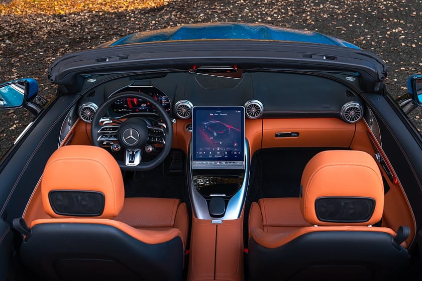 Bild 3 av Mercedes-Benz AMG SL 43 Premium Head-Up Burmester