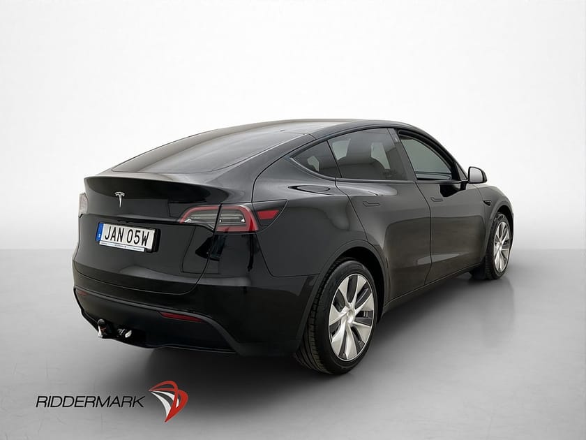 Bild 5 av Tesla Model Y Standard Range RWD 299hk Värmepump Dragkrok Pano