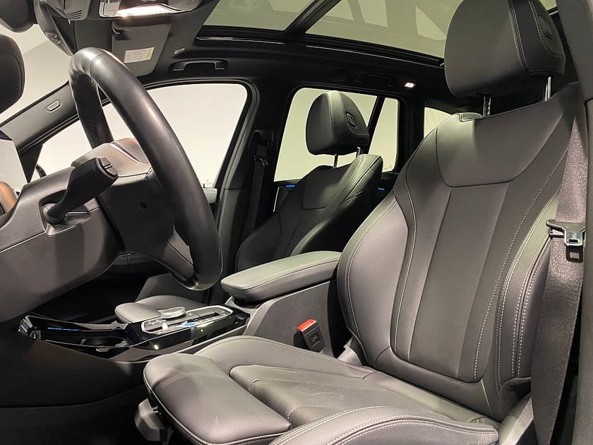 Bild 5 av BMW iX3 M-Sport Adaptiv Farthålllare Rattvärme Drag Fri Ser*