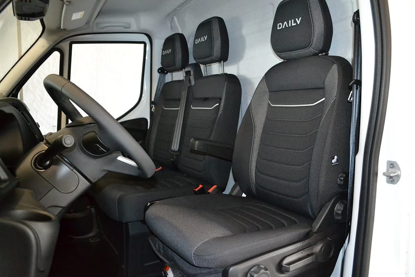 Bild 5 av Iveco Daily 35-180 Van 3.0 JTD Hi-Matic 12m3 Skåp Värmare