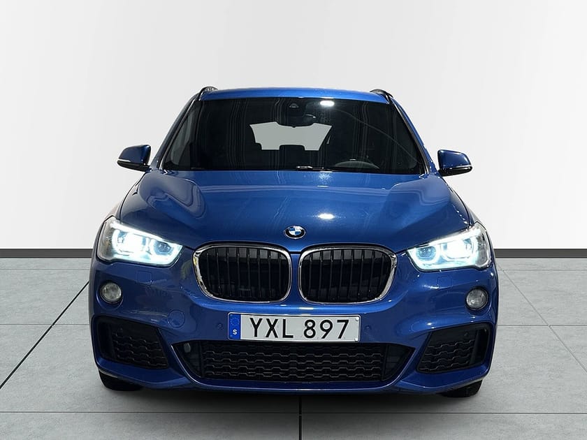 Bild 2 av BMW X1 xDrive20d Steptronic M Sport GPS HuD Drag Mvärm SoV