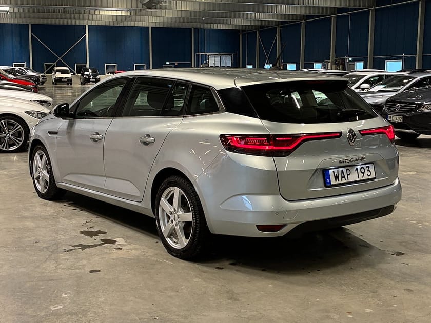 Bild 4 av Renault Mégane Sport Tourer 1,3 TCe 140hk Keyless Vinterhjul Leasbar