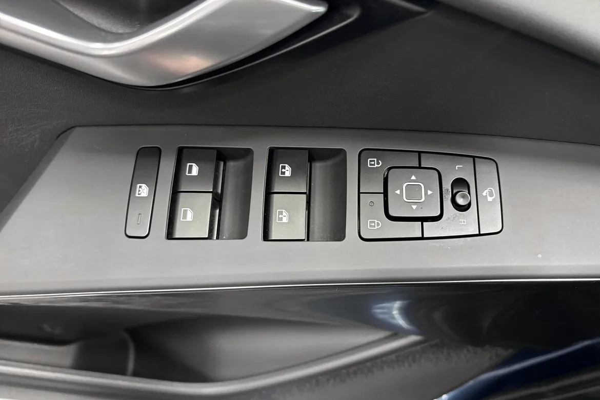 picture of a car