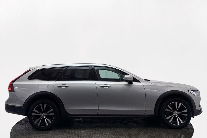 Bild 5 av Volvo V90 Cross Country D4 AWD Momentum Drag Navi Kamera Värmare Delläder MOMS