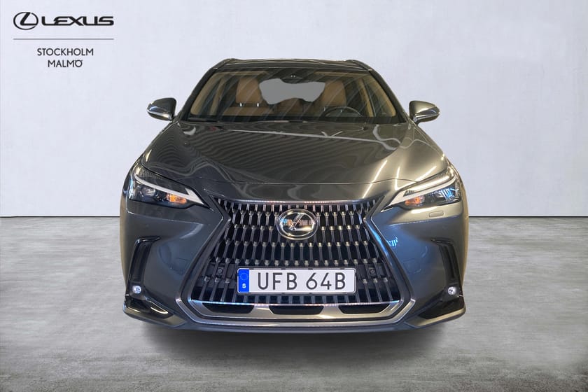 Bild 5 av Lexus NX 450h+ Skinn P-värmare Backkamera Drag
