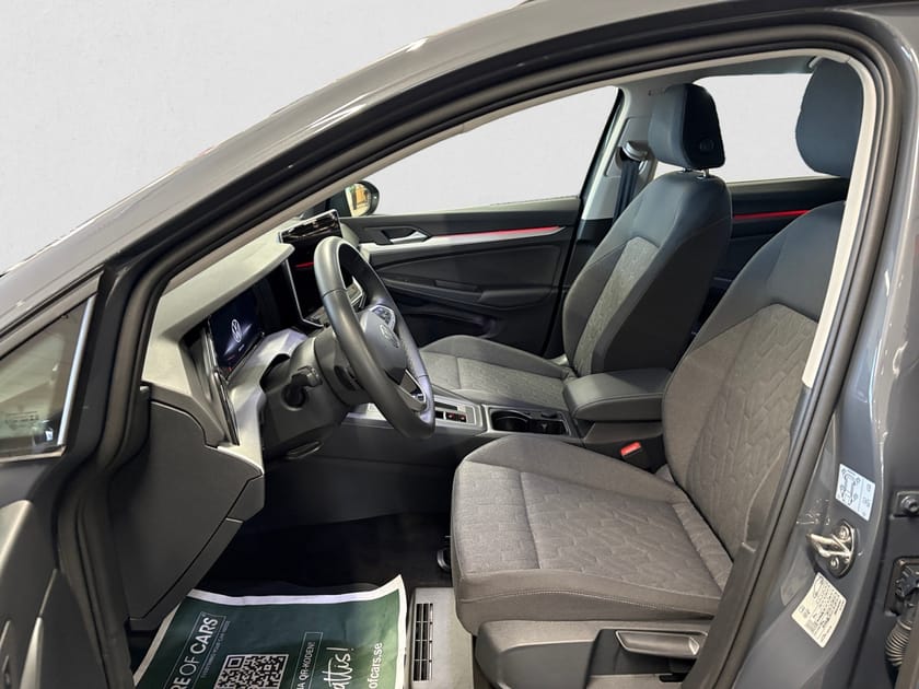 Bild 5 av Volkswagen Golf Sportscombi 1.5 eTSI 150 HK D