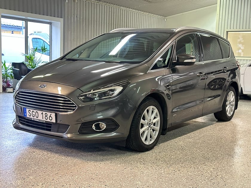 Bild 1 av Ford S-Max 2.0 TDCi AWD Business Drag 7-Sits GPS Ny-Kamrem