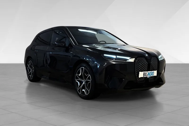 BMW iX xDrive40 bilde 1