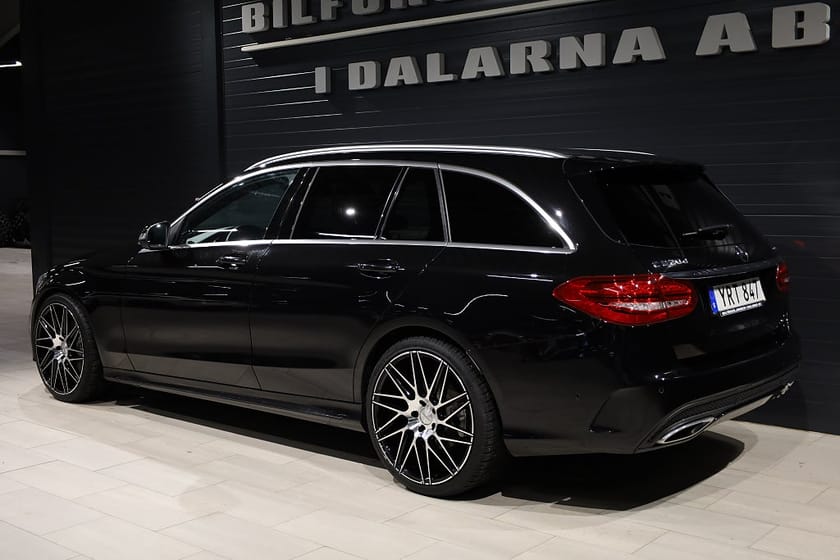 Bild 4 av Mercedes-Benz C 220 T d 4MATIC 4M AMG Pano/Burmester/Värmare/Drag