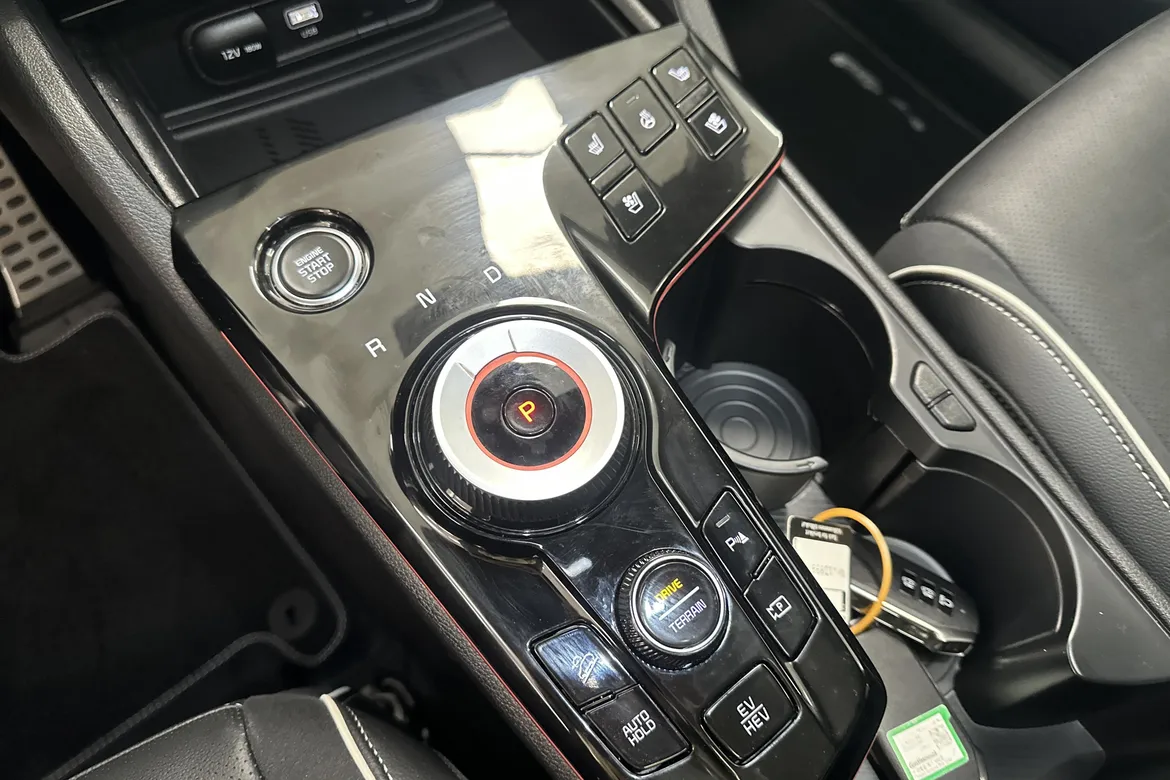 picture of a car