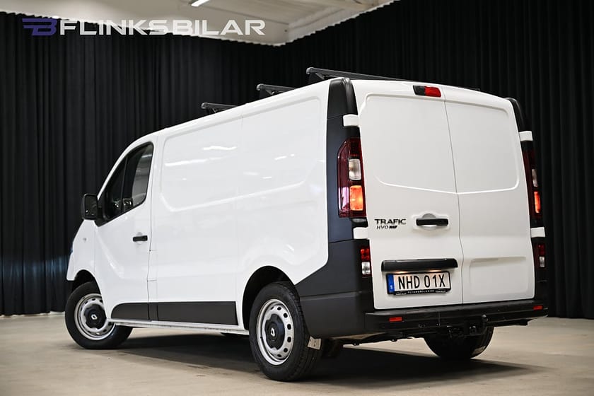 Bild 4 av Renault Trafic Skåpbil 120HK Drag|Värmare|LED|Keyless|Backkamera|Lågmil|Moms