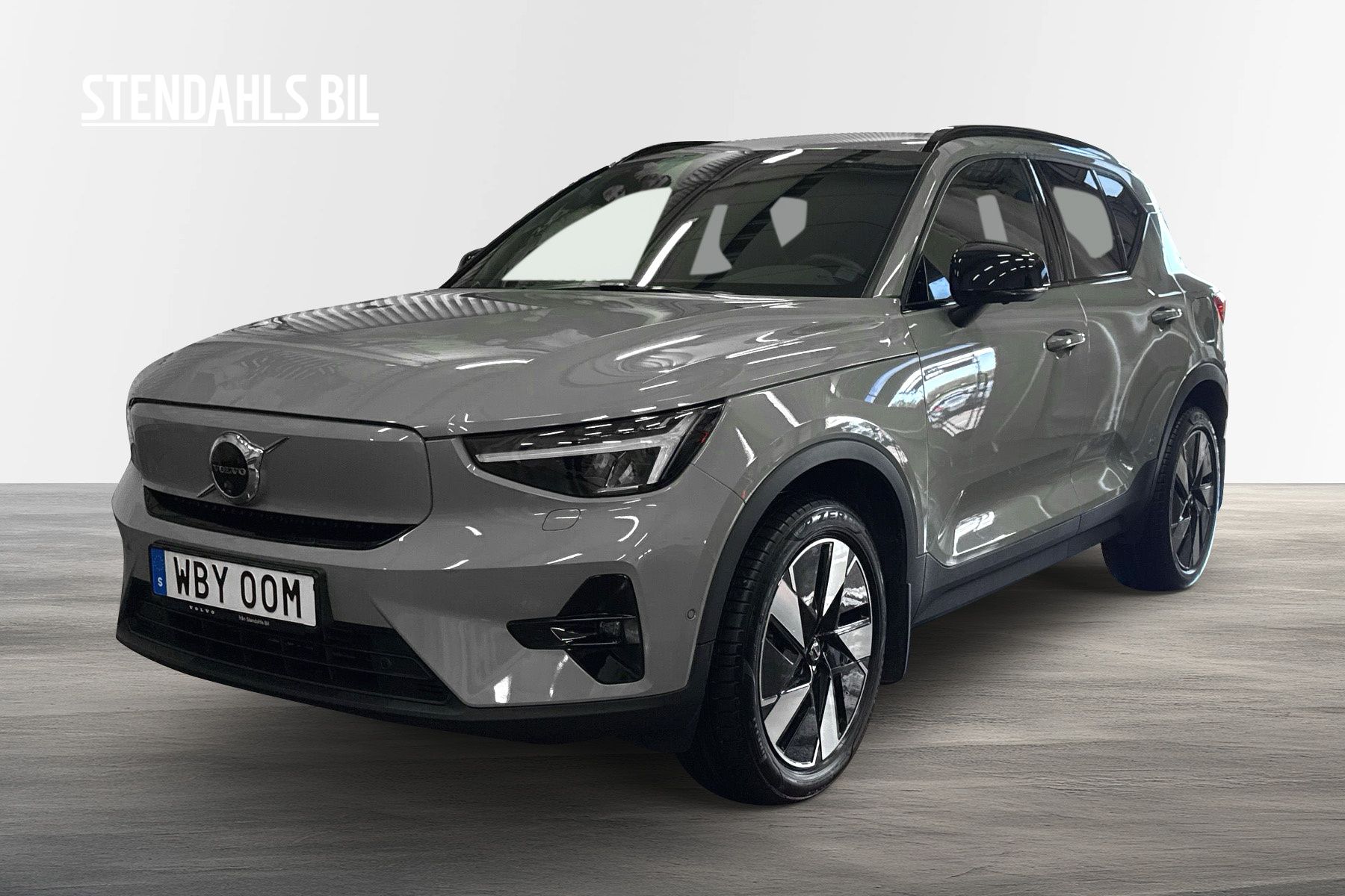 Volvo EX40 2025