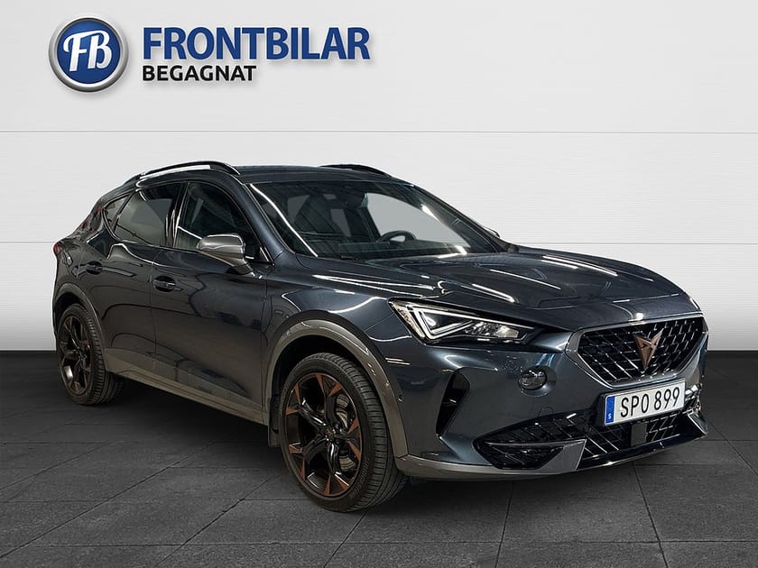 Bild 1 av CUPRA Formentor VZ e-Hybrid /Adaptfar/Drag/Förarassistanspaket XL/245hk