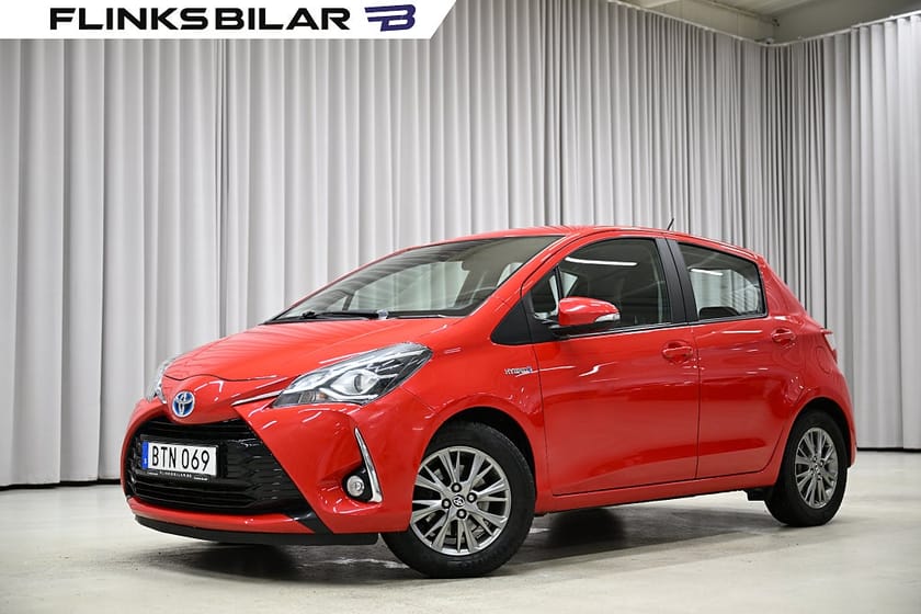 Bild 2 av Toyota Yaris Hybrid 101HK Automat|Backkamera|S&V-Hjul|Nyservad