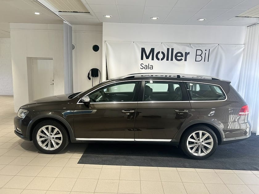 Bild 3 av Volkswagen Passat Alltrack 177hk 4M Drag|Värmare|B-kamera