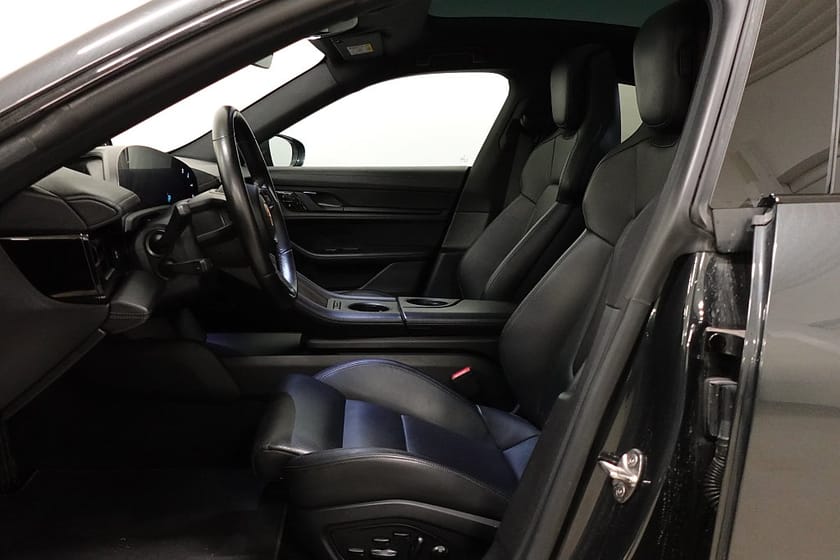 Bild 5 av Porsche Taycan 4S Direct Drive/ic 360° SPORT CHRONO+ PDLS+ PANO 18-Väg