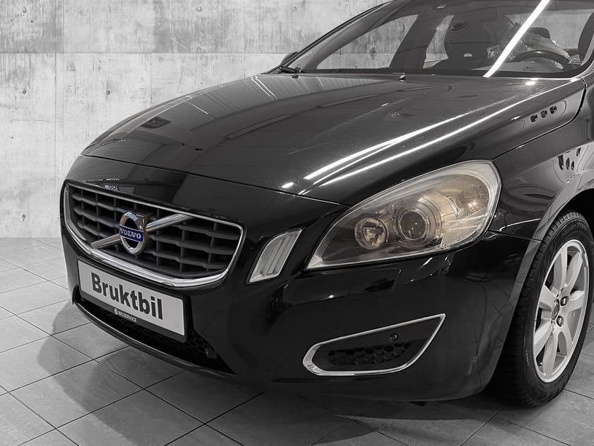 Bilde 2 av Volvo S60 T4 180 hk Momentum/Krok/P.Sensorer/High Performance++
