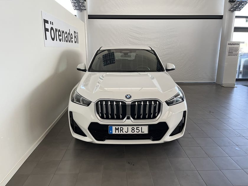 Bild 2 av BMW iX1 xDrive30 4,95 ränta M Sport Dragkrok Rattvärme