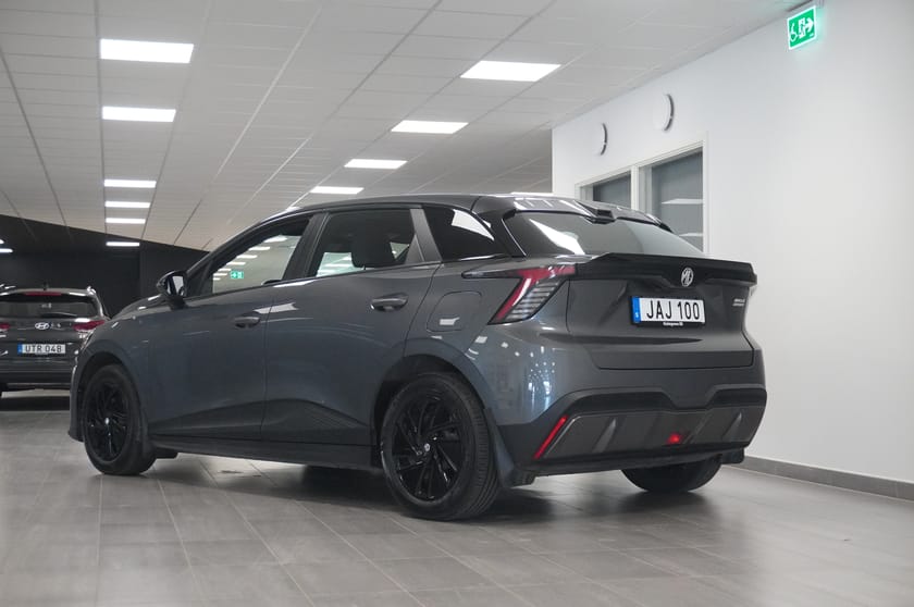 Bild 2 av MG 4 Electric Standard Range Ne Std 51kWh CarPlay P-Sensorer Helljusassistent