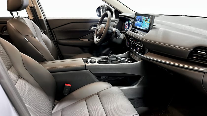 Bild 3 av Nissan X-Trail e-4ORCE N-Trek 7st