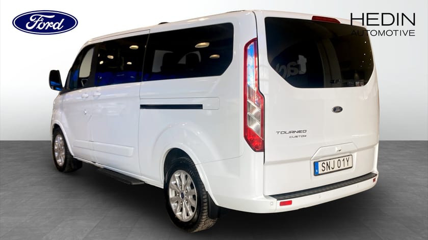 Bild 2 av Ford Tourneo Custom 320 L2 TITANIUM AUT 170Hkr | Värmare
