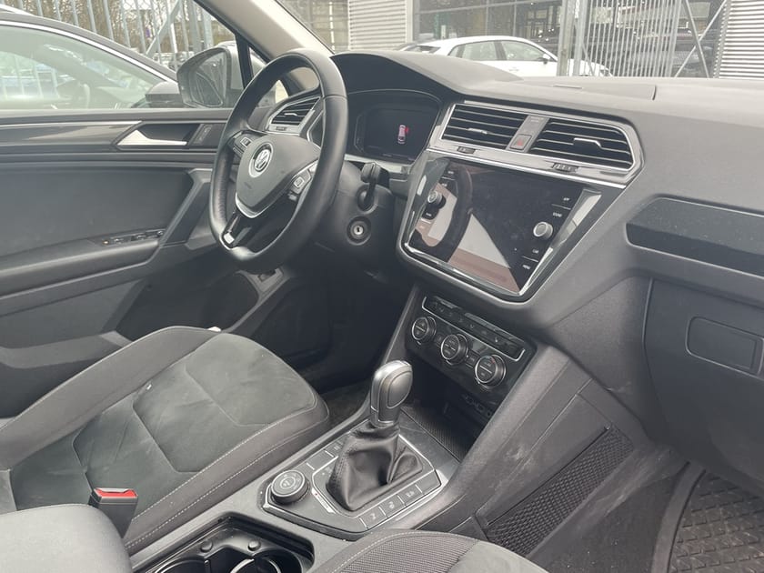Bild 4 av Volkswagen Tiguan HIGHLINE 4MOTION 2.0 L TDI SCR 1