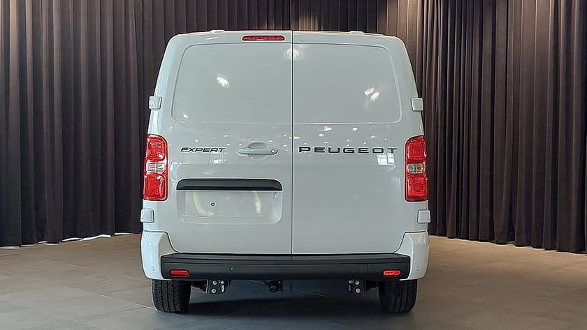 Bild 2 av Peugeot Expert Utökad Last Facelift / Plus/ L3/ 180hk AUT / Värm & Drag