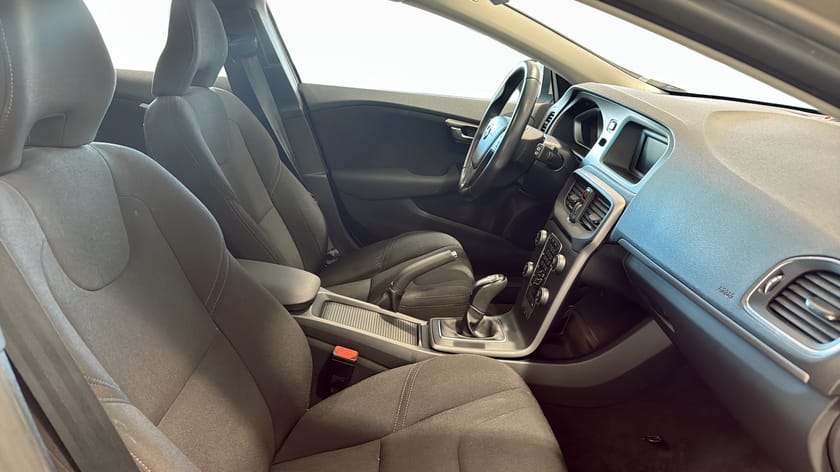 Bild 3 av Volvo V40 T2 Kinetic 122hk