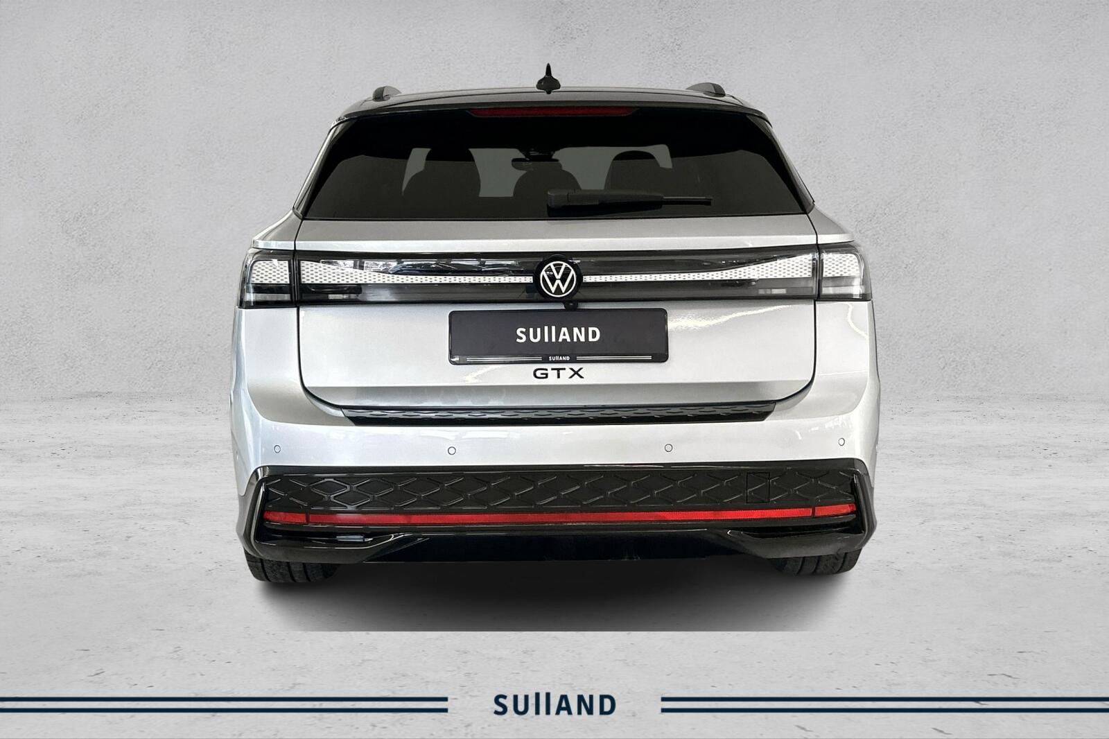 Thumnail bilde 3 av Volkswagen ID.7 GTX Tourer