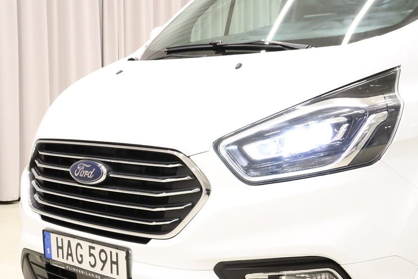 Bild 3 av Ford Tourneo Custom 320 130HK L2 Automat|9-Sits|LED|NyKamrem|Leasbar