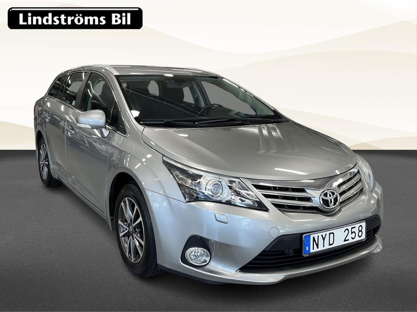 Bild 3 av Toyota Avensis Kombi Business 1.8 147hk manuell S&V-hjul Drag