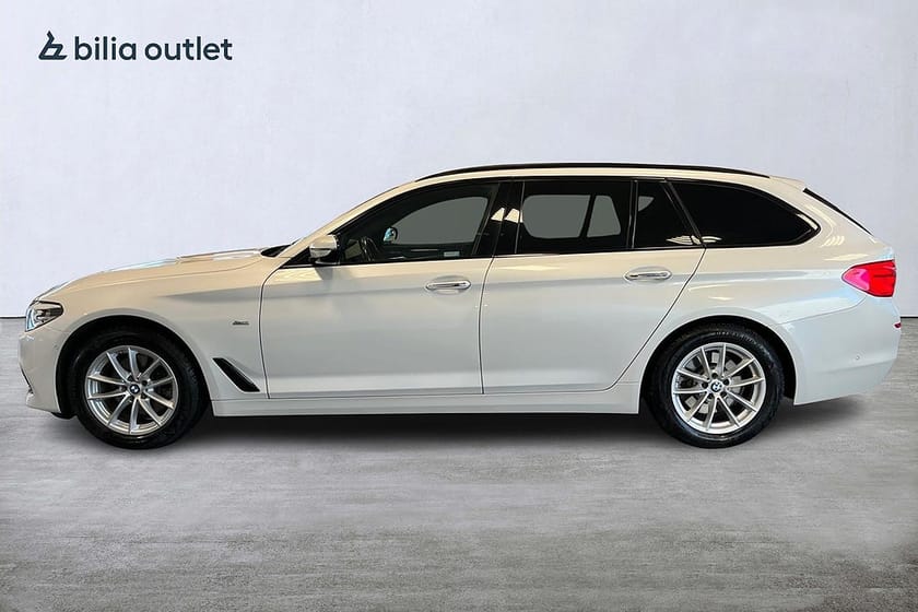 Bild 3 av BMW 520d xDrive Touring Sport line 190hk / Drag Navi HiFi Kamera