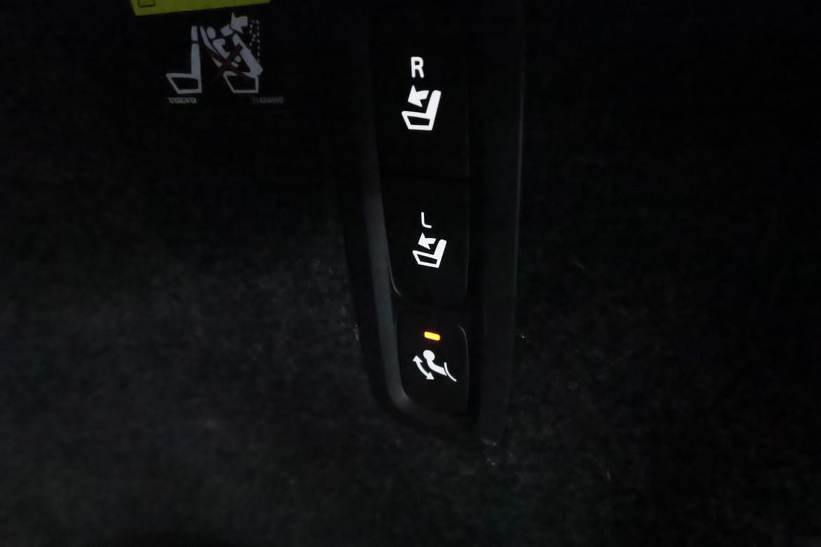 Volvo XC40 2019 - miniatyr 23