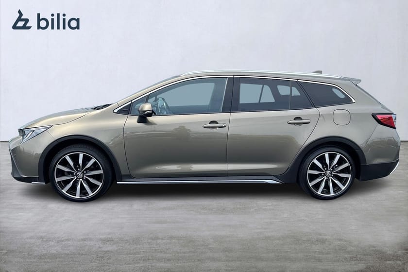 Bild 3 av Toyota Corolla TREK Hybrid 2.0 Touring Sports Special Edition Drag