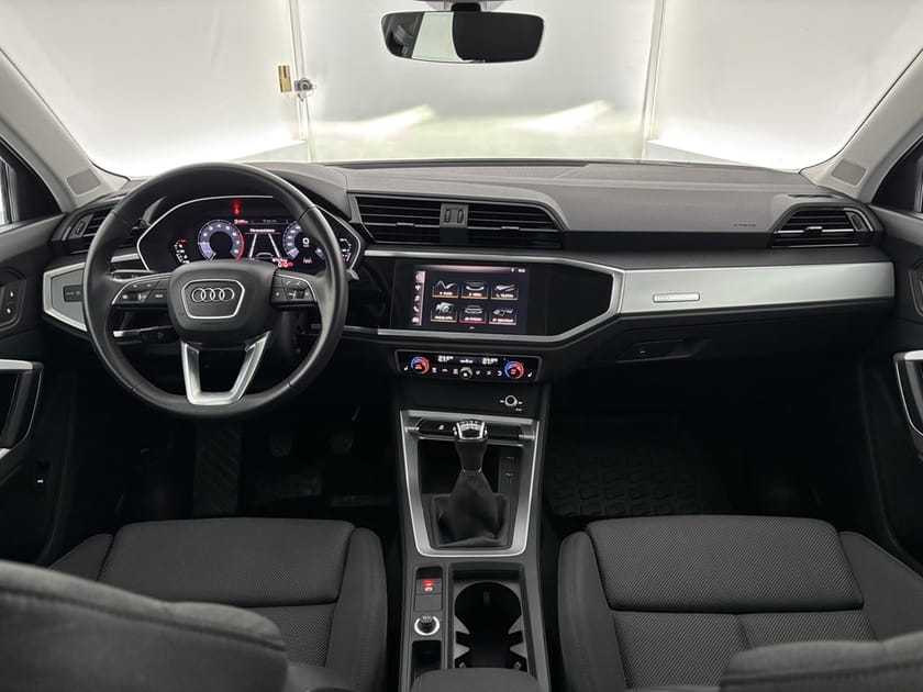 Bild 5 av Audi Q3 35 TFSI 150hk Proline Advanced El-Lucka CarPlay Se
