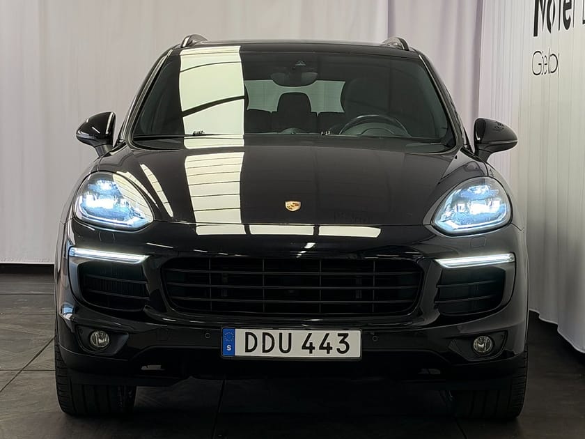 Bild 3 av Porsche Cayenne S E-Hybrid Platinum Edition/Bose/Drag/Pano