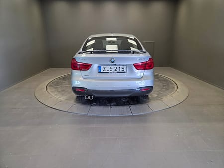 BMW 320i xDrive GT