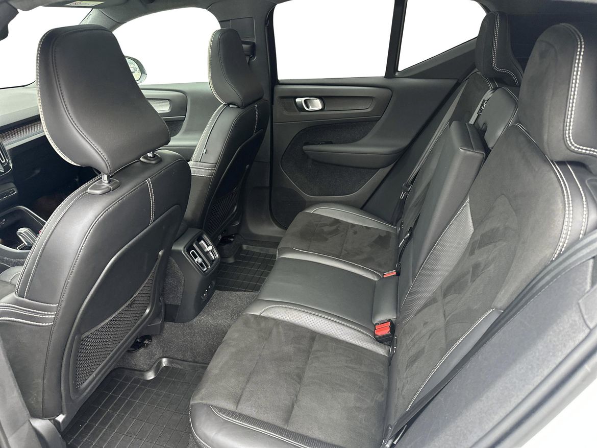 Volvo XC40 2021 - miniatyr 9