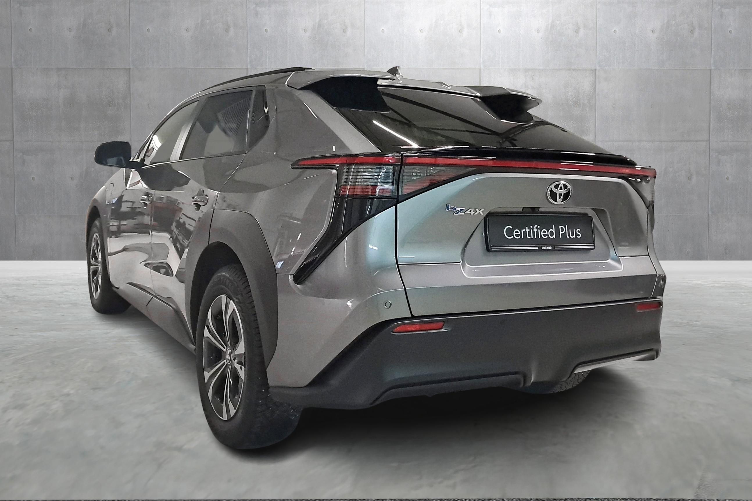 Thumnail bilde 2 av Toyota bZ4X