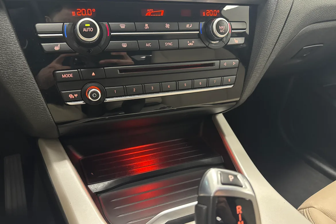 picture of a car
