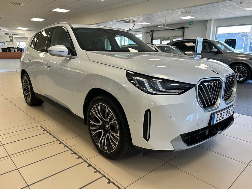 Bild 4 av BMW X3 30e xDrive 4,95% ränta AdaptivFarthållare Elstolar Drag