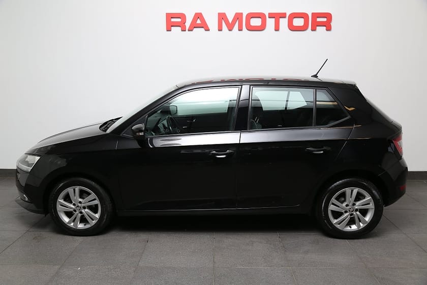 Bild 3 av Škoda Fabia Skoda 1,0 TSI 95hk Style P-sensorer Kamera Komfortpaket