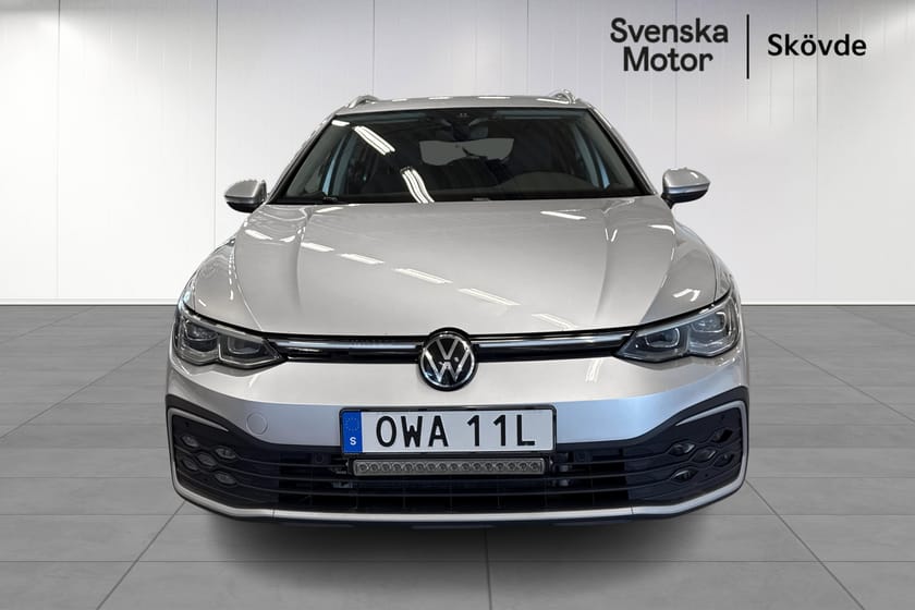 Bild 3 av Volkswagen Golf Alltrack 2.0 TDI 200hk DSG 4Motion Cockpit | Drag | Värmare