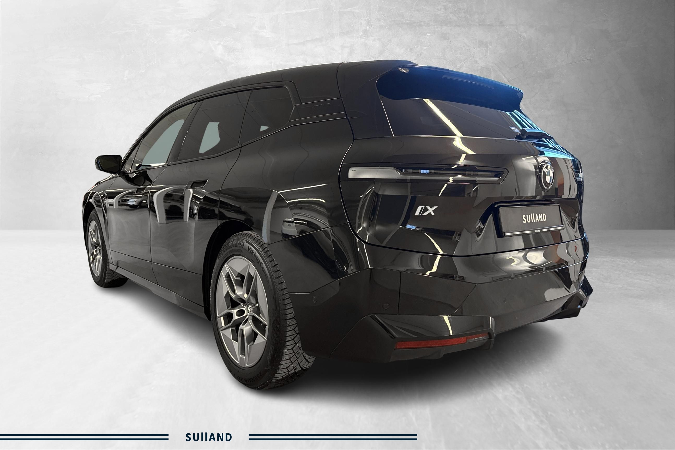 Thumnail bilde 2 av BMW iX xDrive40