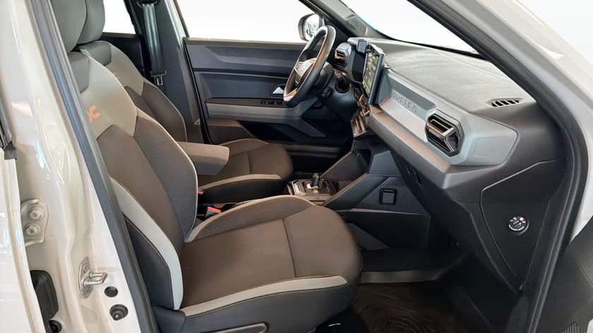 Bild 3 av Dacia Duster HYBRID 140 EXTREME KAMERA BLIS CARPLAY