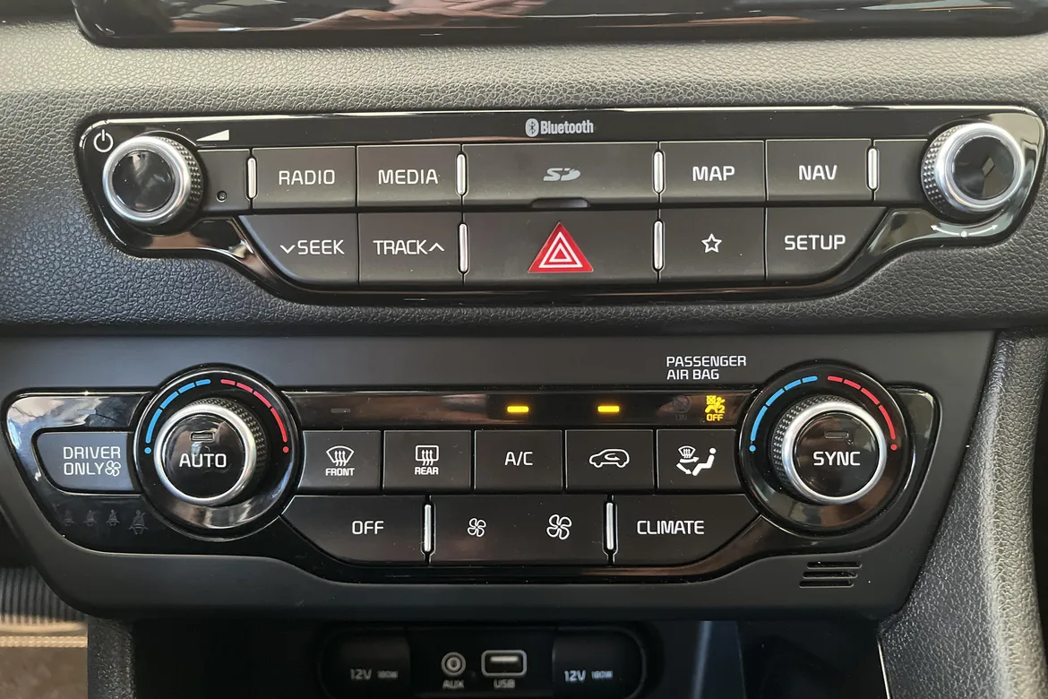 picture of a car
