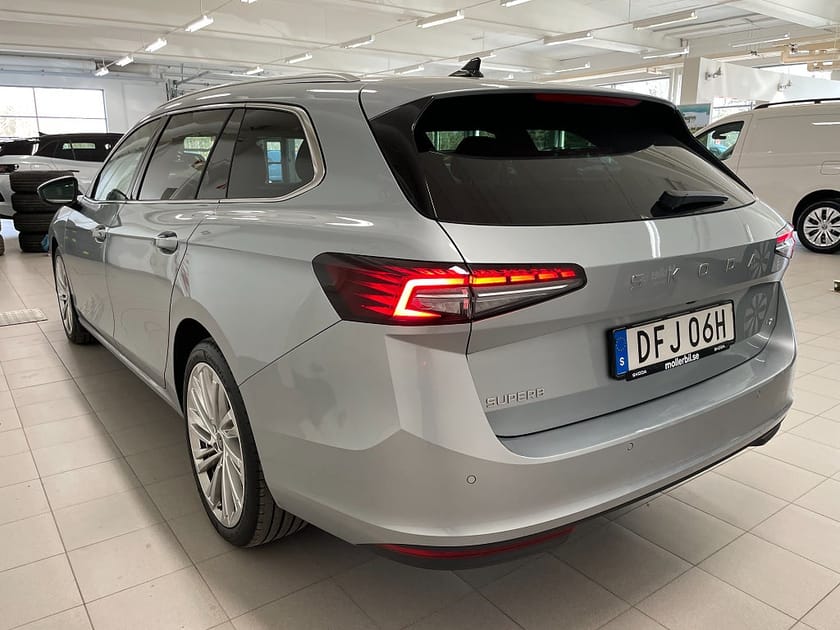 Bild 5 av Škoda Superb Kombi Skoda 2.0 TDI 4x4 DSG 193HK | VÄRMARE | DRAG | MOMS |
