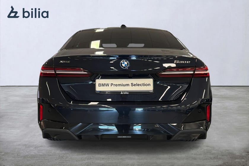 Bild 5 av BMW 530e xDrive M-sport | Drag | Aktiv farth. | Backkamera | H&K