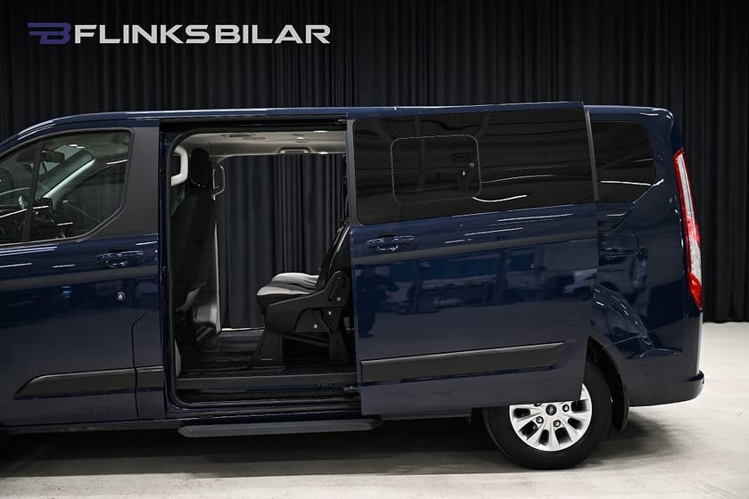 Bild 4 av Ford Tourneo Custom 320 130HK Automat|9-Sits|Dubbeldörr|Lågmil|Kambytt