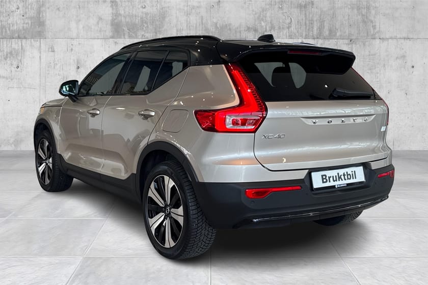Bilde 3 av Volvo XC40 Recharge Twin motor Ultimate *Pano*360*H.F*ACC*19"H&K